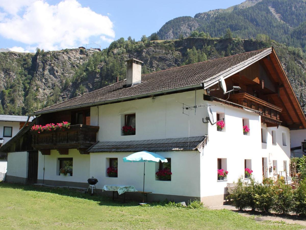 Vintage Holiday Home Near The Ski Bus Stop レンゲンフェルト エクステリア 写真